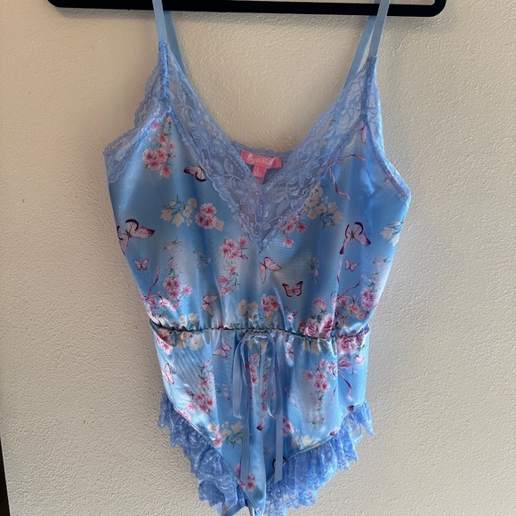 Dollskill Floral Satin Baby Blue Teddy Nightie Large EUC LIKE NEW - Picture 4 of 7